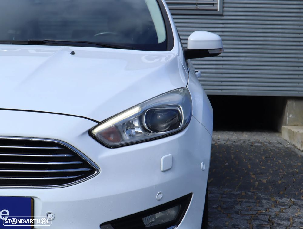 Ford Focus 1.0 EcoBoost Titanium - 10
