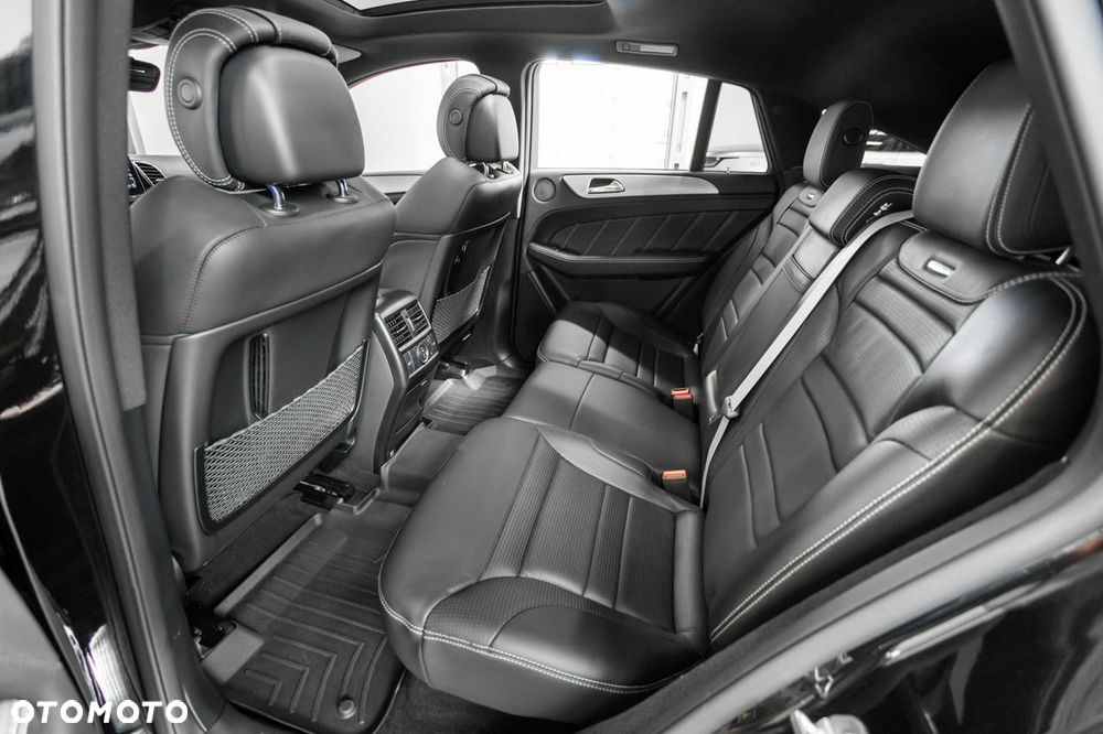Mercedes-Benz GLE - 22