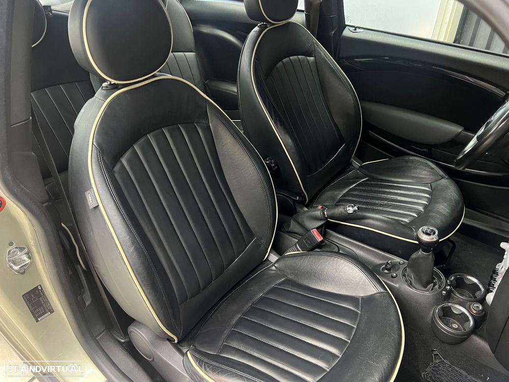 MINI 3 Portas Cooper D - 12