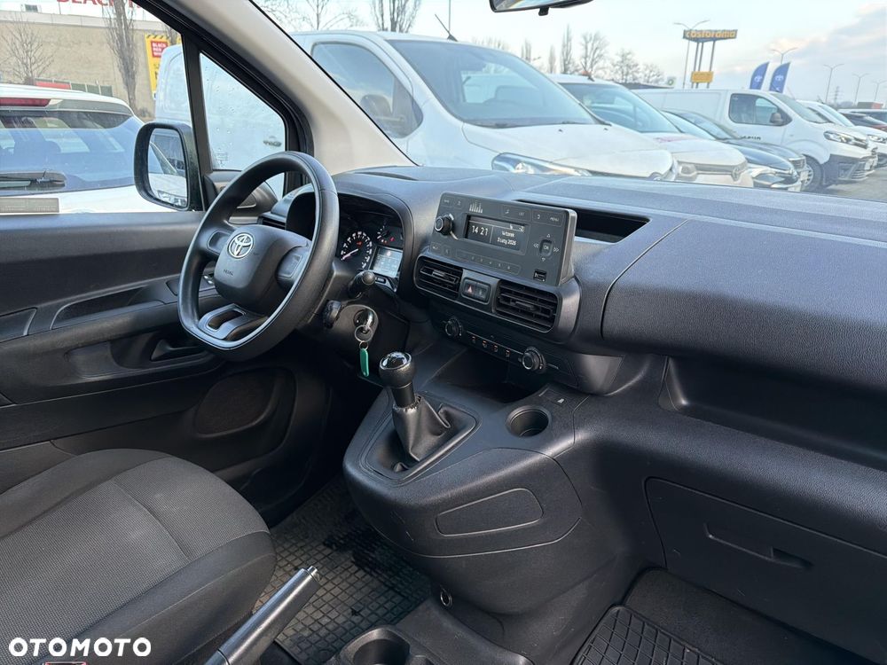 Toyota Proace City Verso 1.5 D-4D Combi - 19
