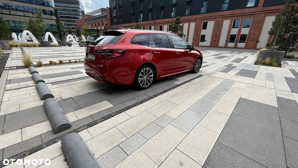 Toyota Corolla - 4