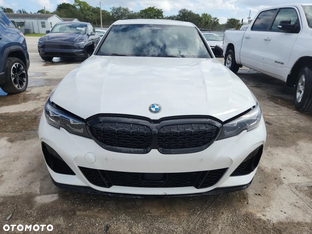 BMW Seria 3 330i xDrive M Sport sport - 5