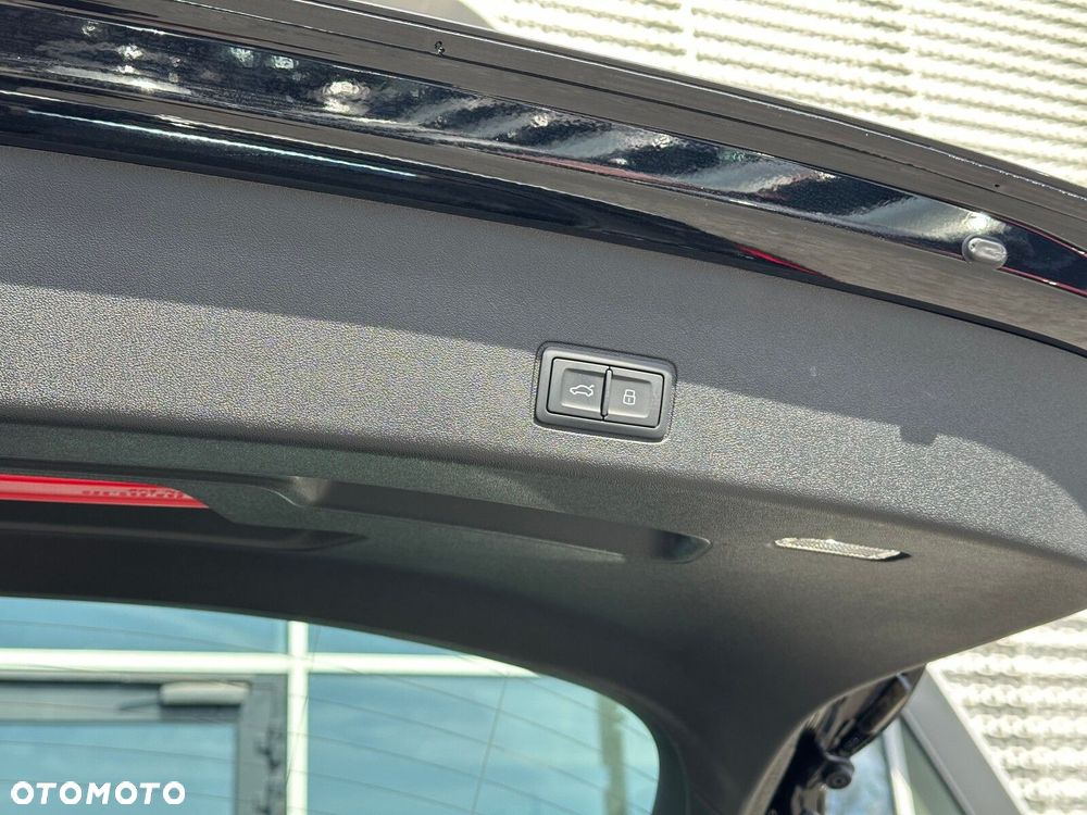 Audi Q3 Sportback - 11