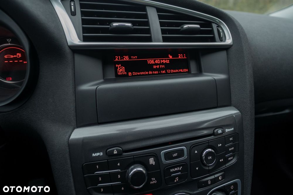 Citroën C4 1.6 HDi Seduction - 19