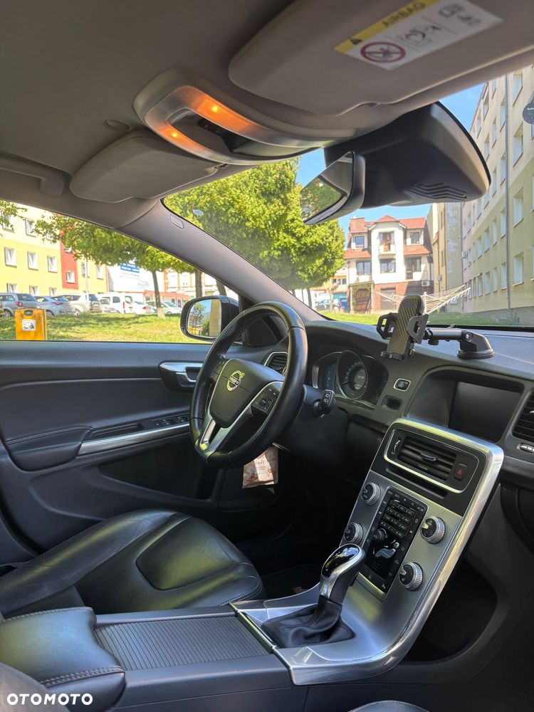 Volvo V60 D3 AWD - 10