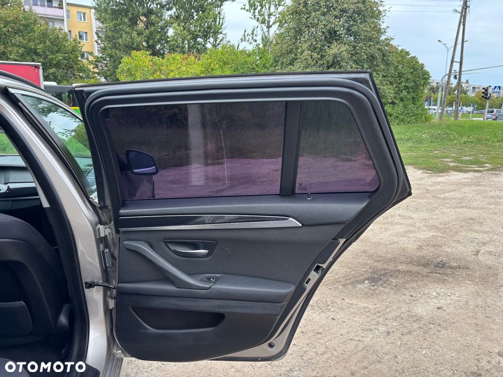 BMW Seria 5 520d - 26