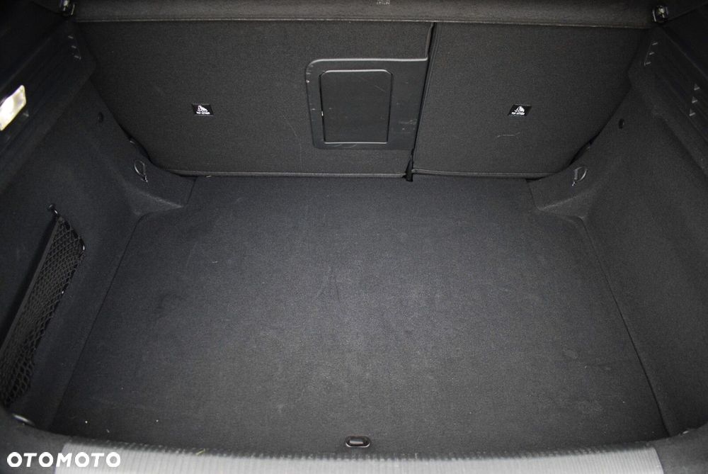 Peugeot 308 1.2 PureTech Allure S&S EAT8 - 30
