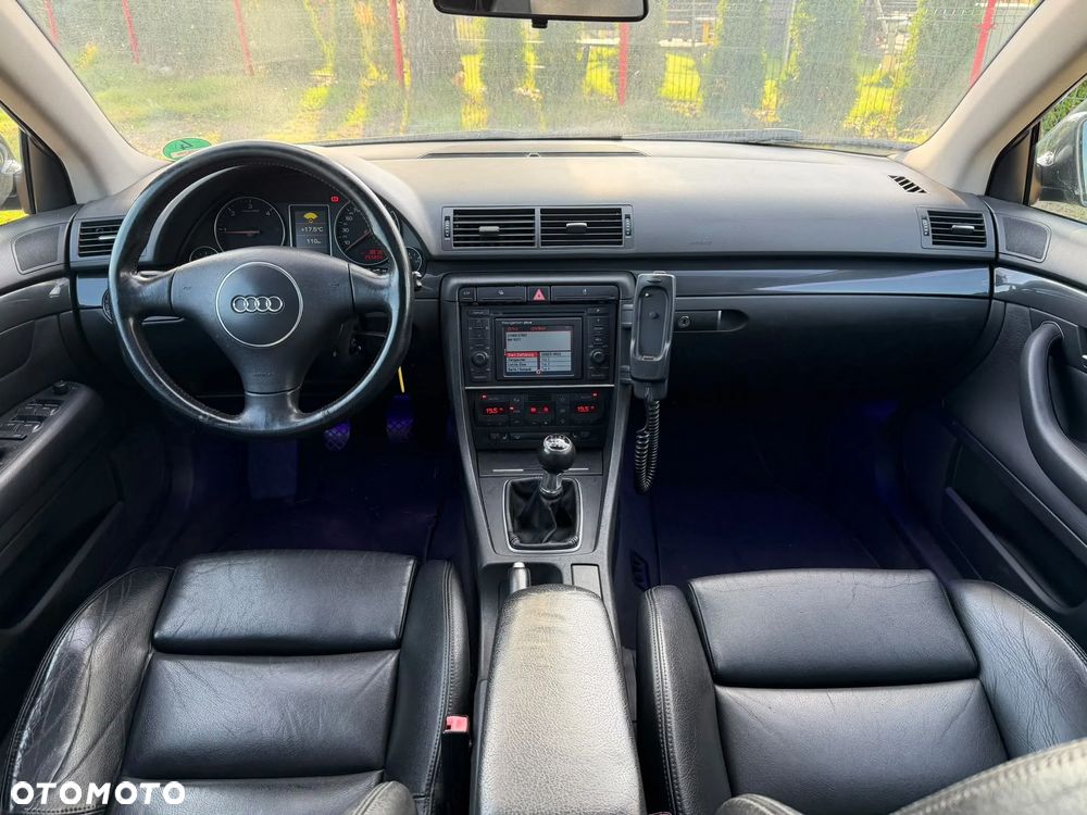 Audi A4 Avant 2.5 TDI - 7