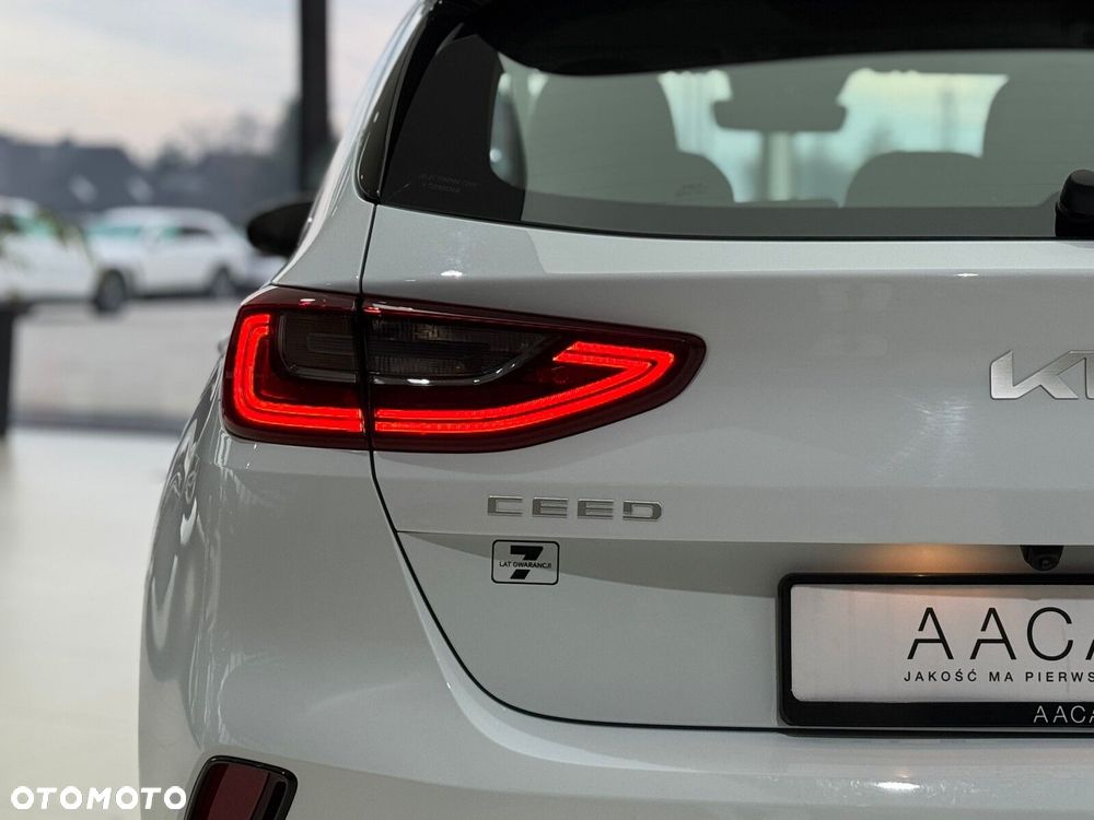 Kia Ceed 1.5 T-GDI M - 38