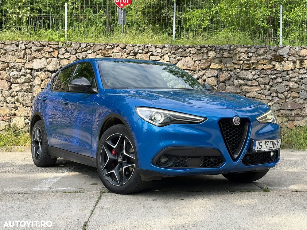 Alfa Romeo Stelvio - 1