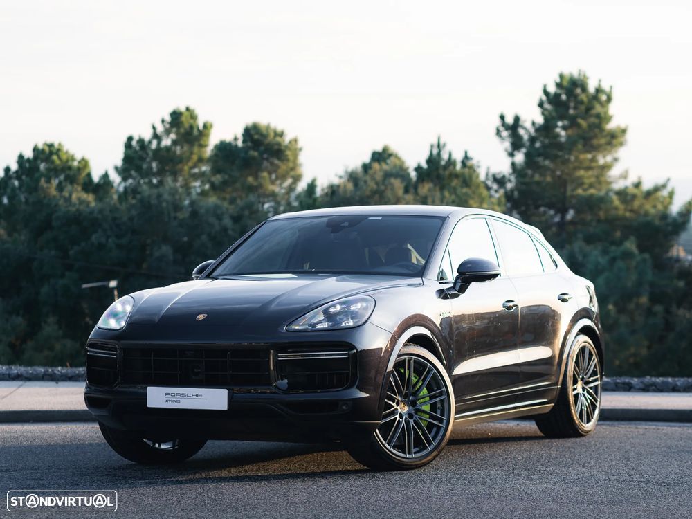 Porsche Cayenne Coupé Turbo S E-Hybrid - 2