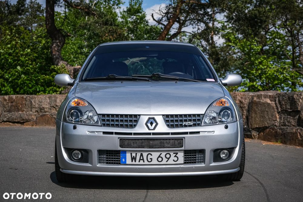 Renault Clio 2.0 16V Sport - 4