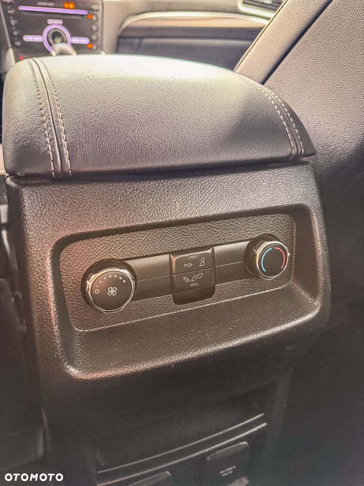 Ford Galaxy 2.0 TDCi Titanium PowerShift - 36