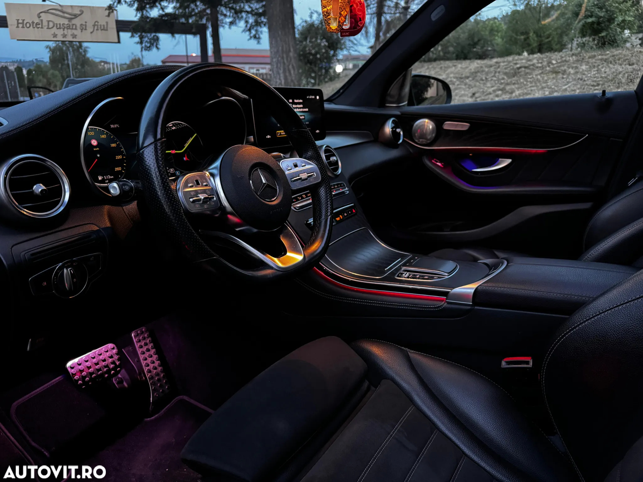 Mercedes-Benz GLC 300 d 4Matic 9G-TRONIC AMG Line Plus - 12