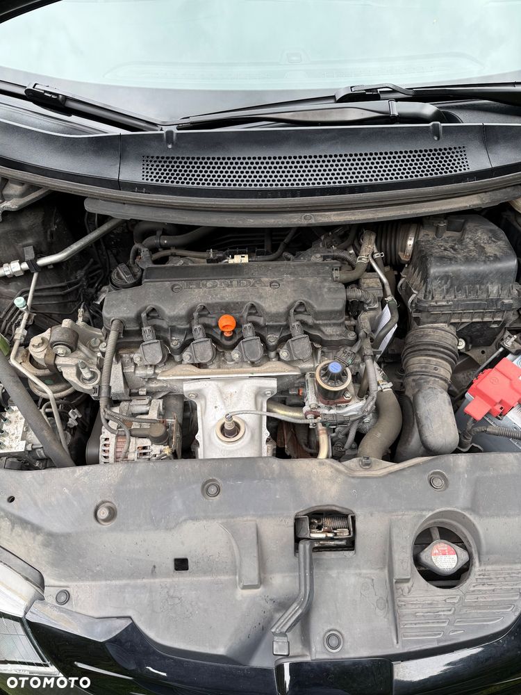 Honda Civic 1.8 i-VTEC Sport Black Edition - 37