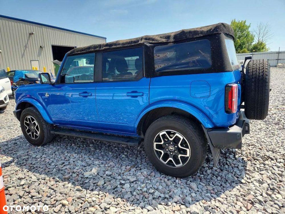 Ford Bronco - 2