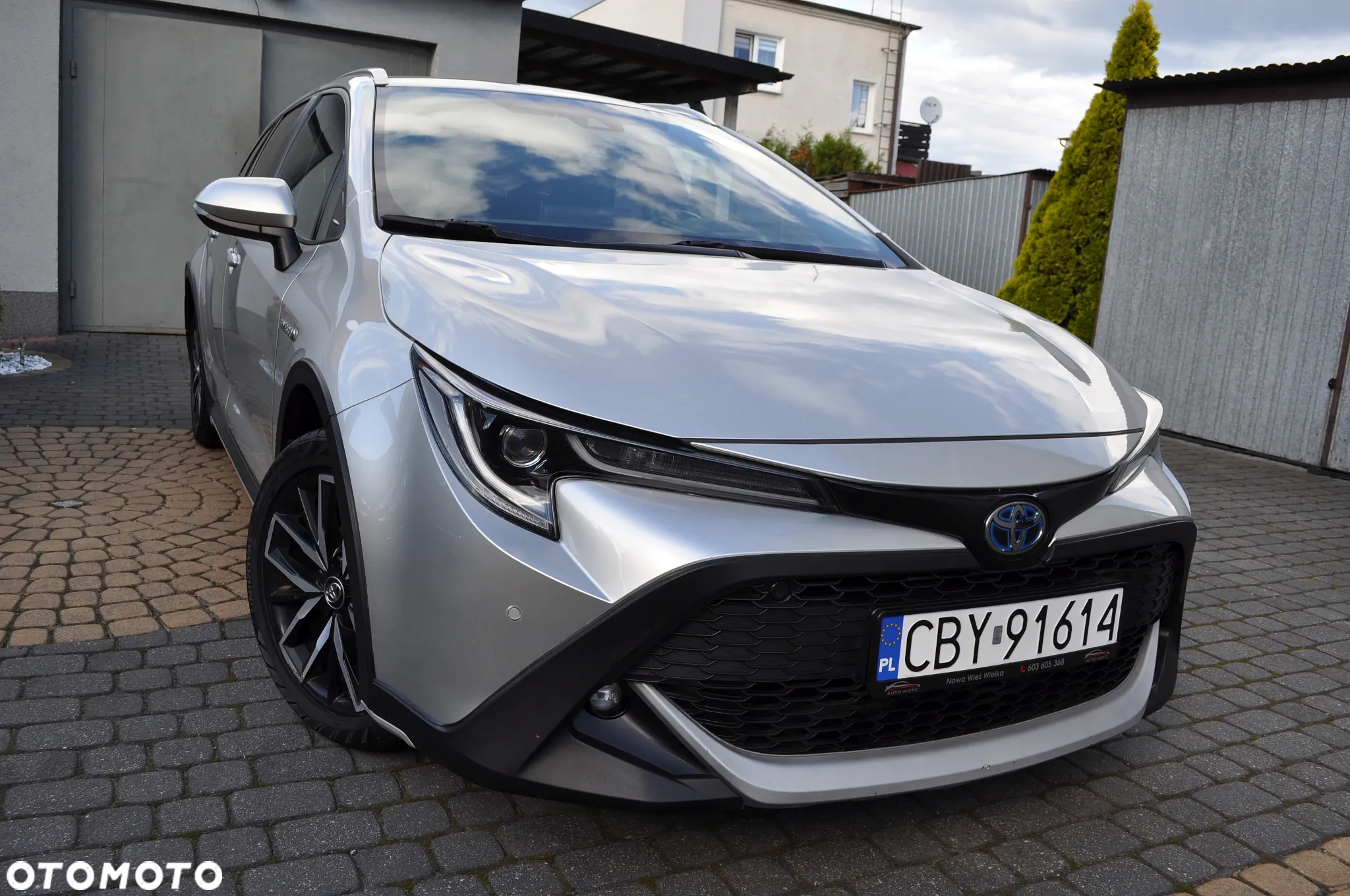 Toyota Corolla 1.8 Hybrid Trek - 4