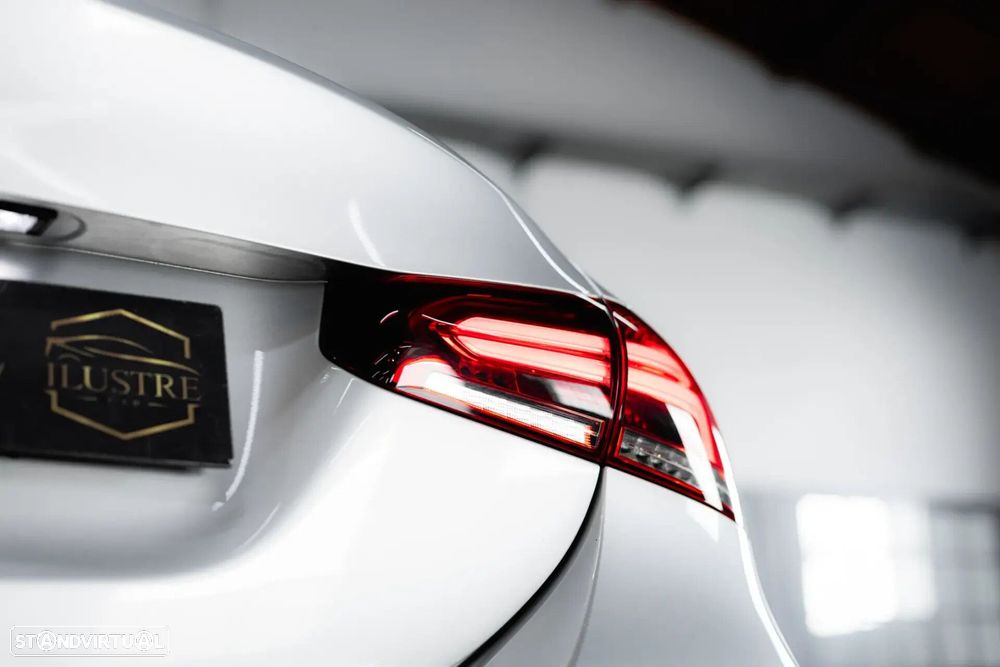 Mercedes-Benz A 180 Limousine - 10