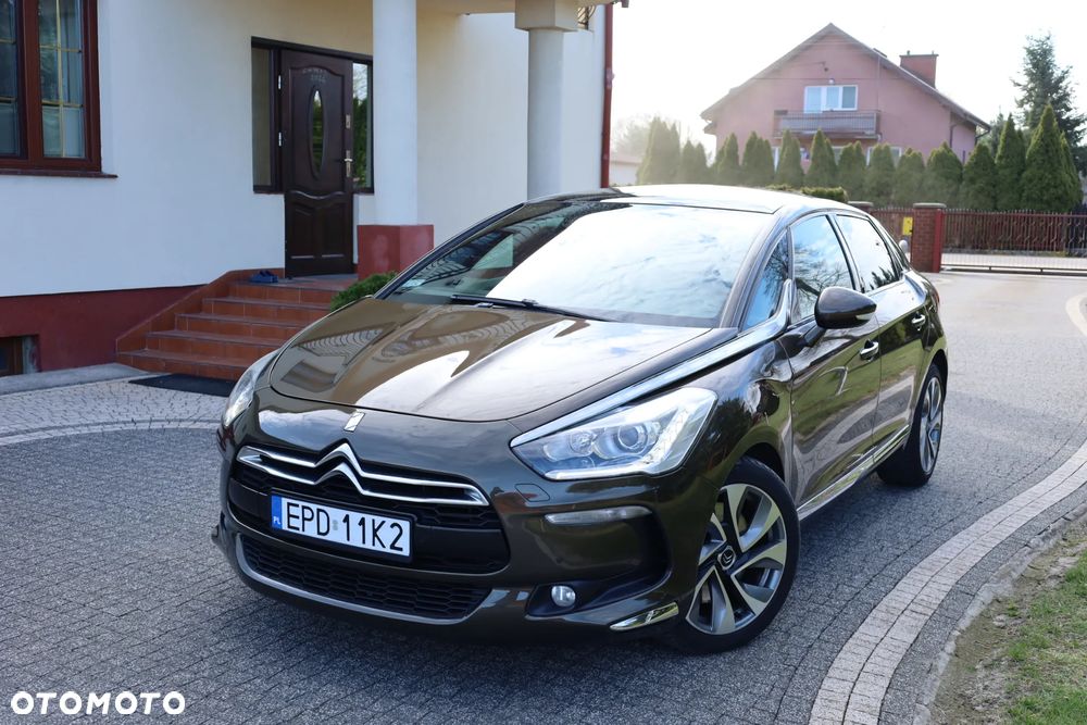 Citroën DS5 2.0 HDi SportChic - 2