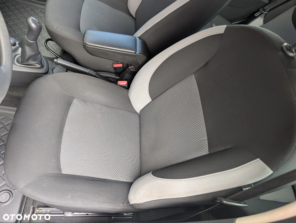 Dacia Logan 1.2 16V Open - 19