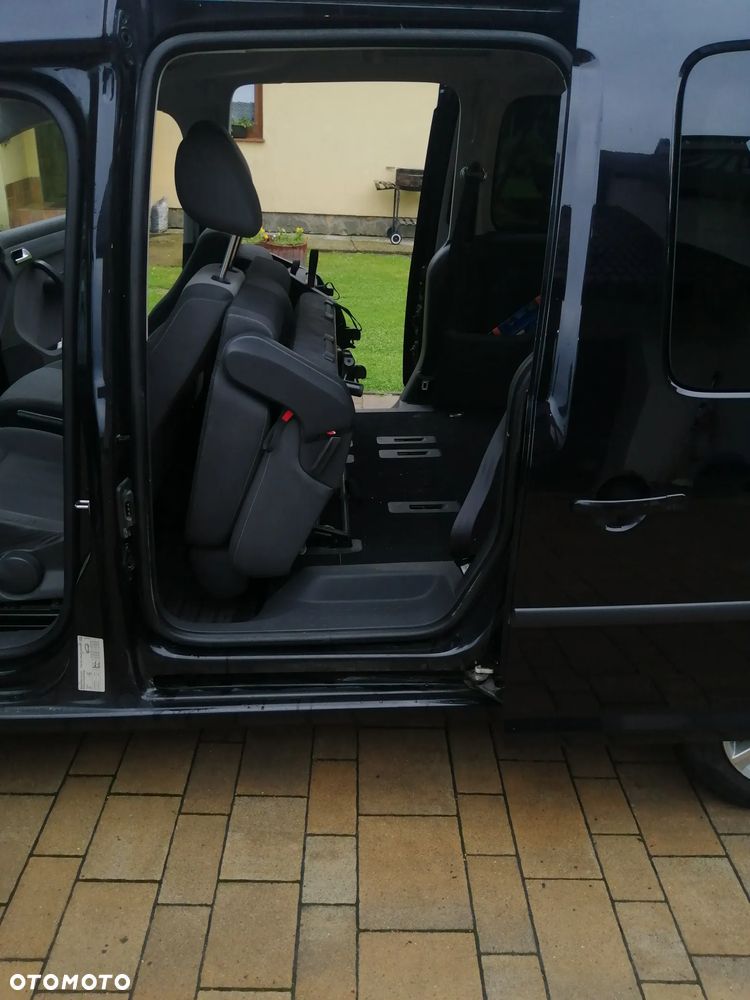 Volkswagen Caddy 1.6 (7-Si.) Edition 30 - 4