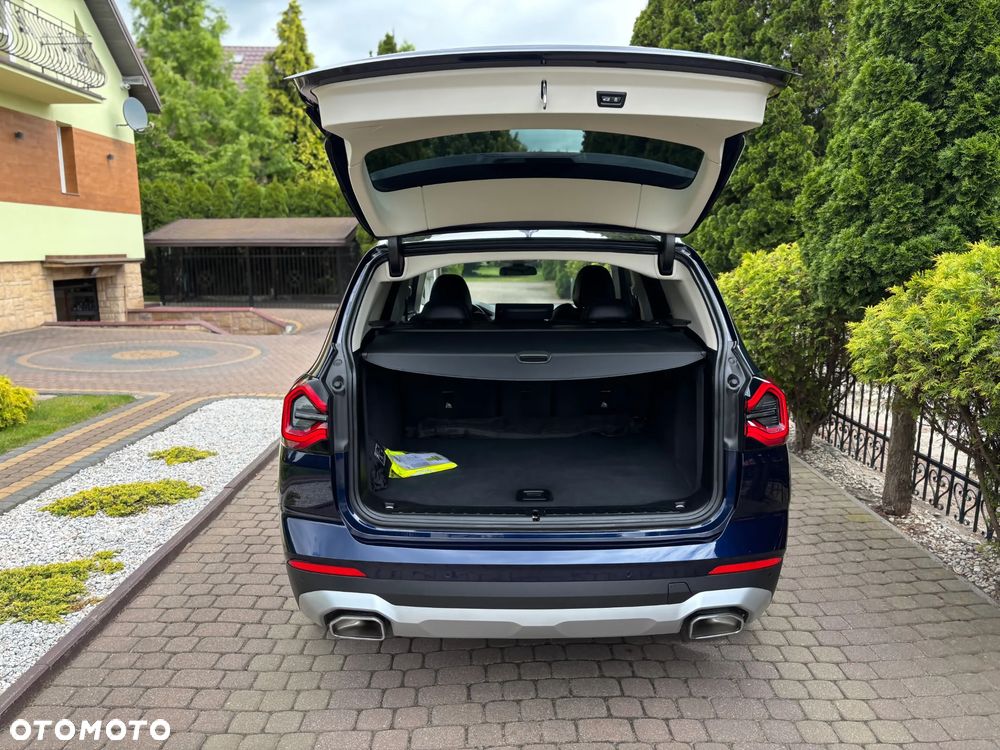 BMW X3 xDrive20d - 18