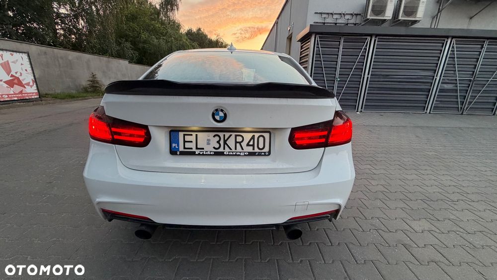 BMW Seria 3 328i xDrive - 13