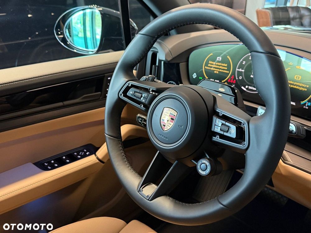 Porsche Cayenne - 24