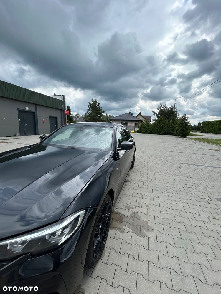 BMW Seria 3 320d xDrive mHEV M Sport - 18