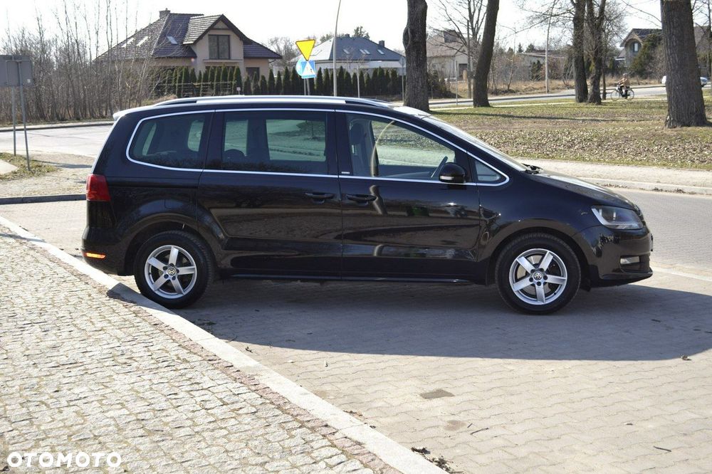 Volkswagen Sharan 2.0 TDI DSG BlueMotion Technology Highline - 10