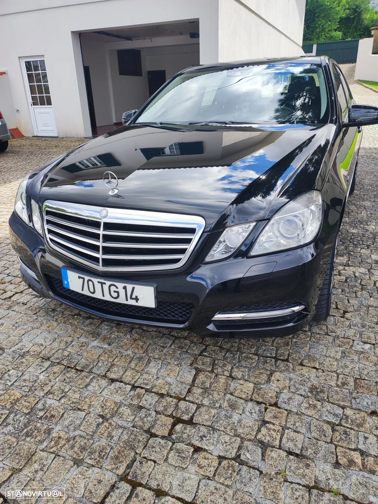 Mercedes-Benz E 250 CDI DPF 4Matic BlueEFFICIENCY 7G-TRONIC Avantgarde - 1