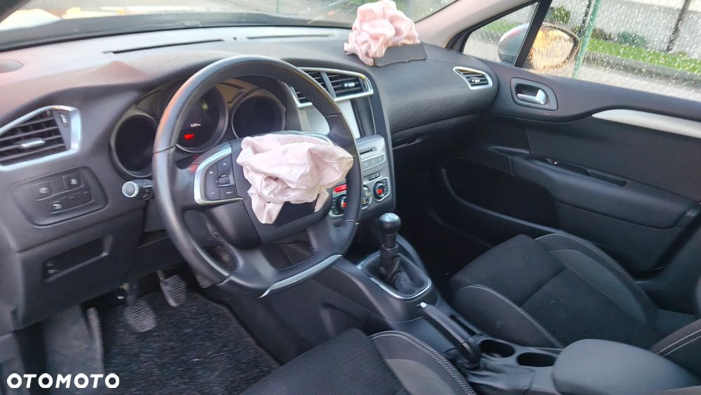 Citroën C4 1.2 PureTech MoreLife - 6