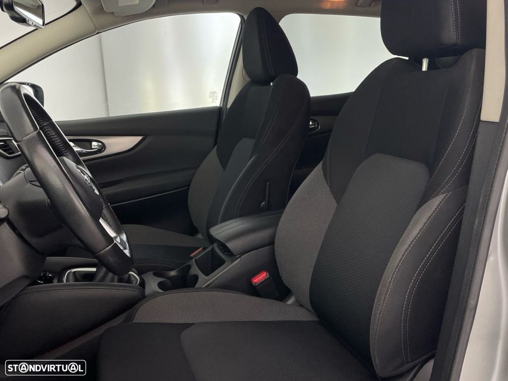 Nissan Qashqai 1.3 DIG-T N-Connecta - 18