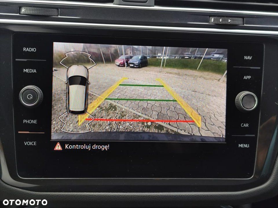 Volkswagen Tiguan - 25