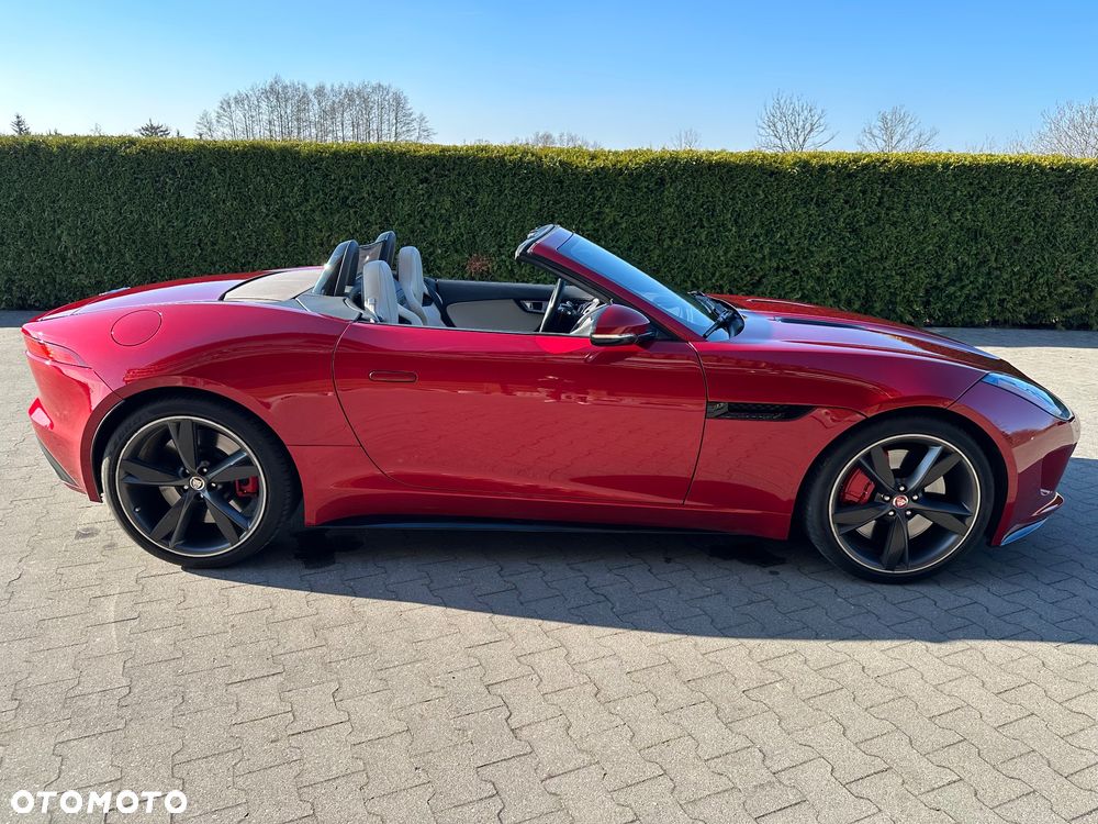 Jaguar F-Type S - 16