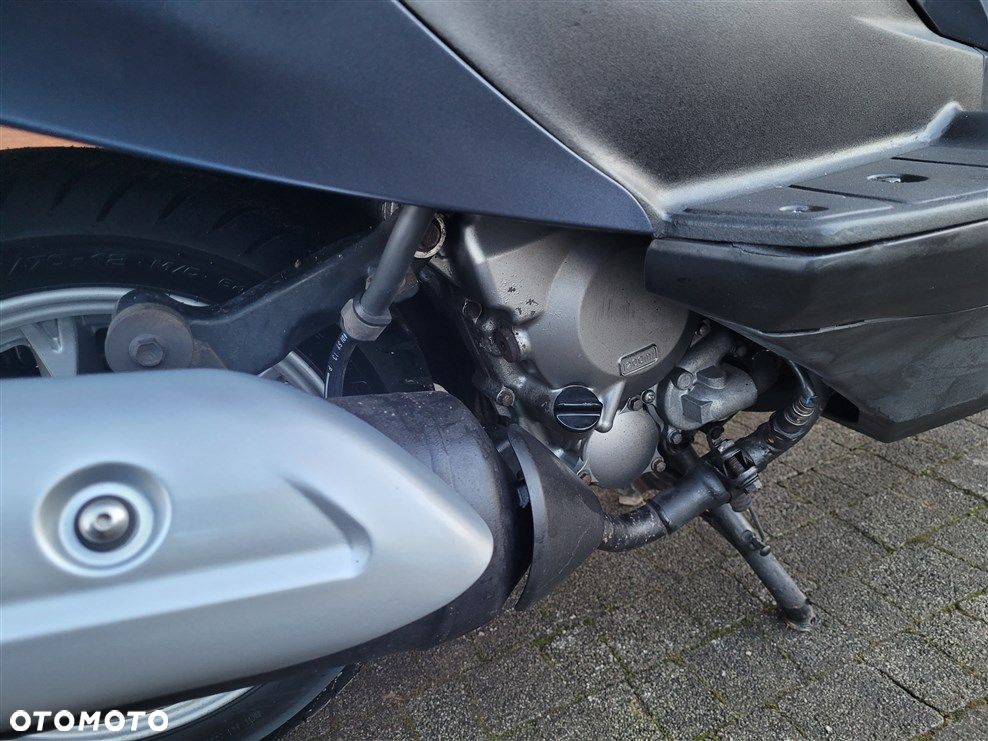 Suzuki Burgman - 29