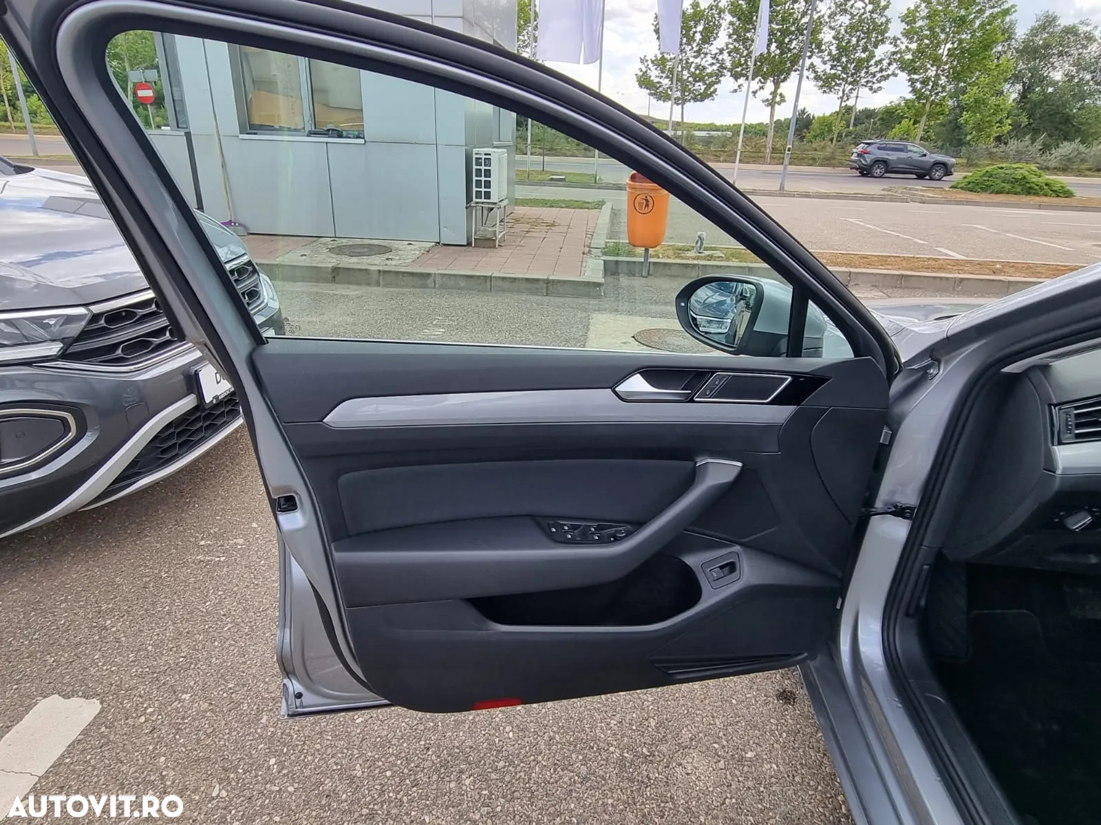 Volkswagen Passat 2.0 TDI DSG Comfortline - 21