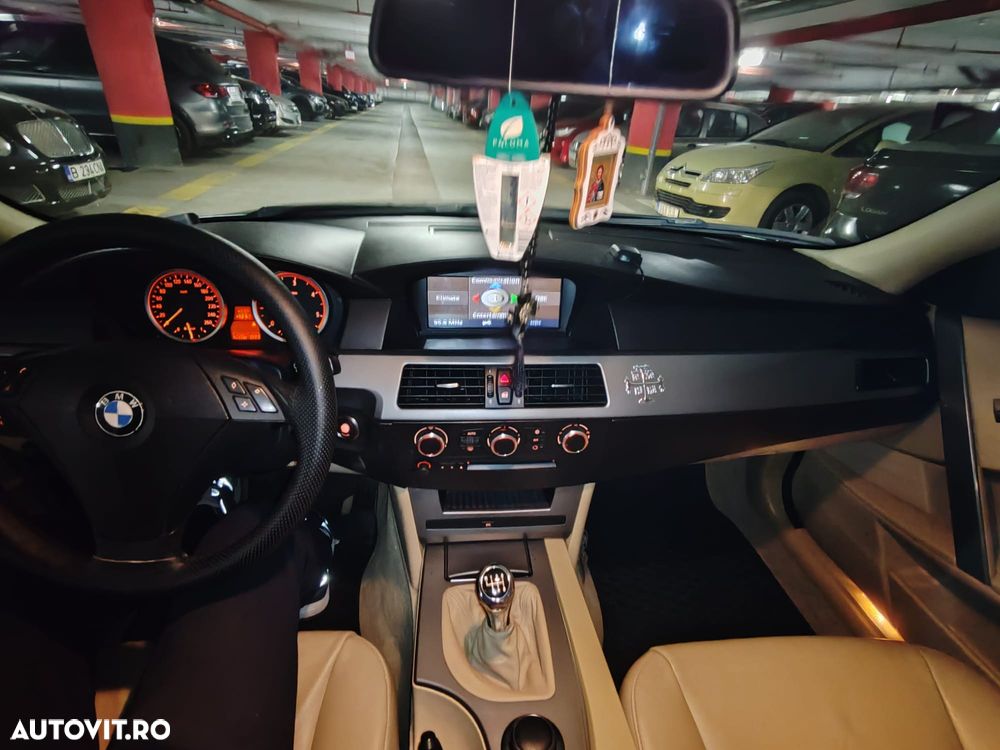 BMW Seria 5 520d - 13