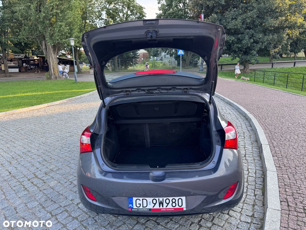 Hyundai i30 1.6 GDI Comfort - 10