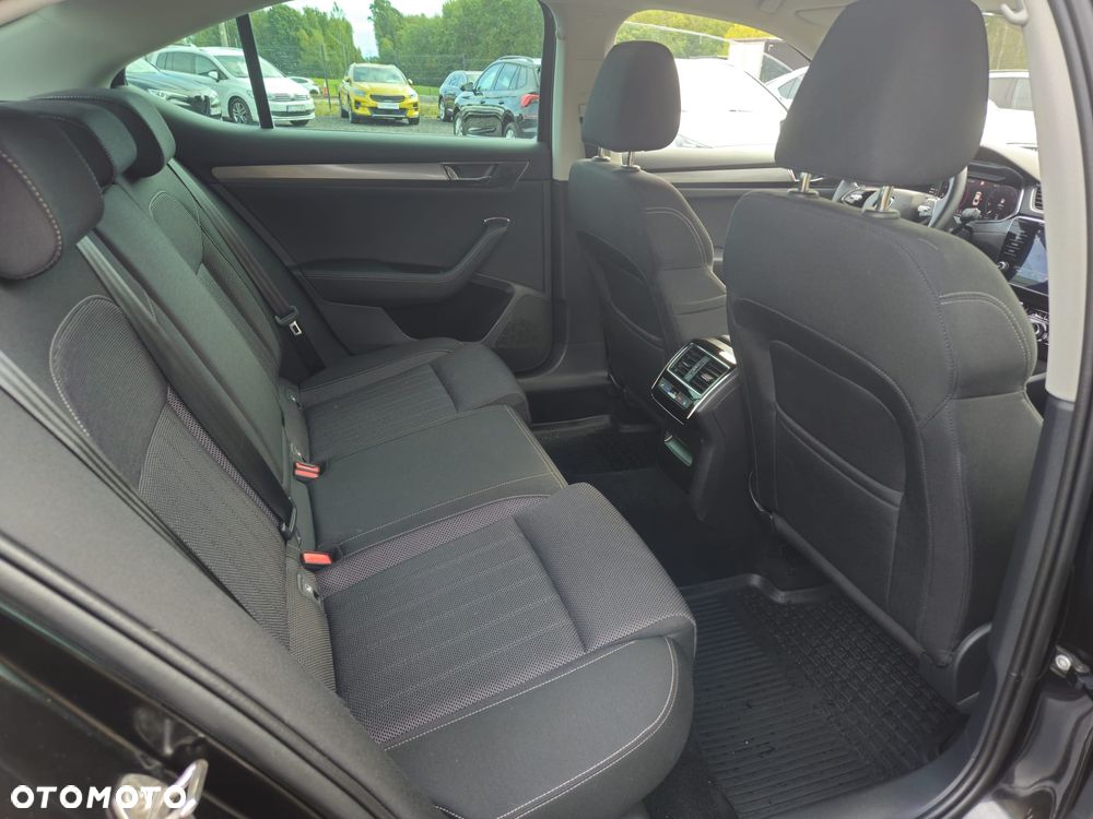 Skoda Superb 2.0 TSI Style DSG - 27