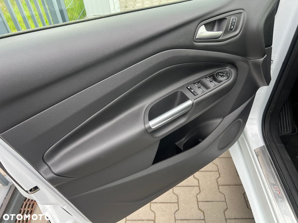 Ford Kuga 1.5 EcoBoost 4x4 ST-Line - 6