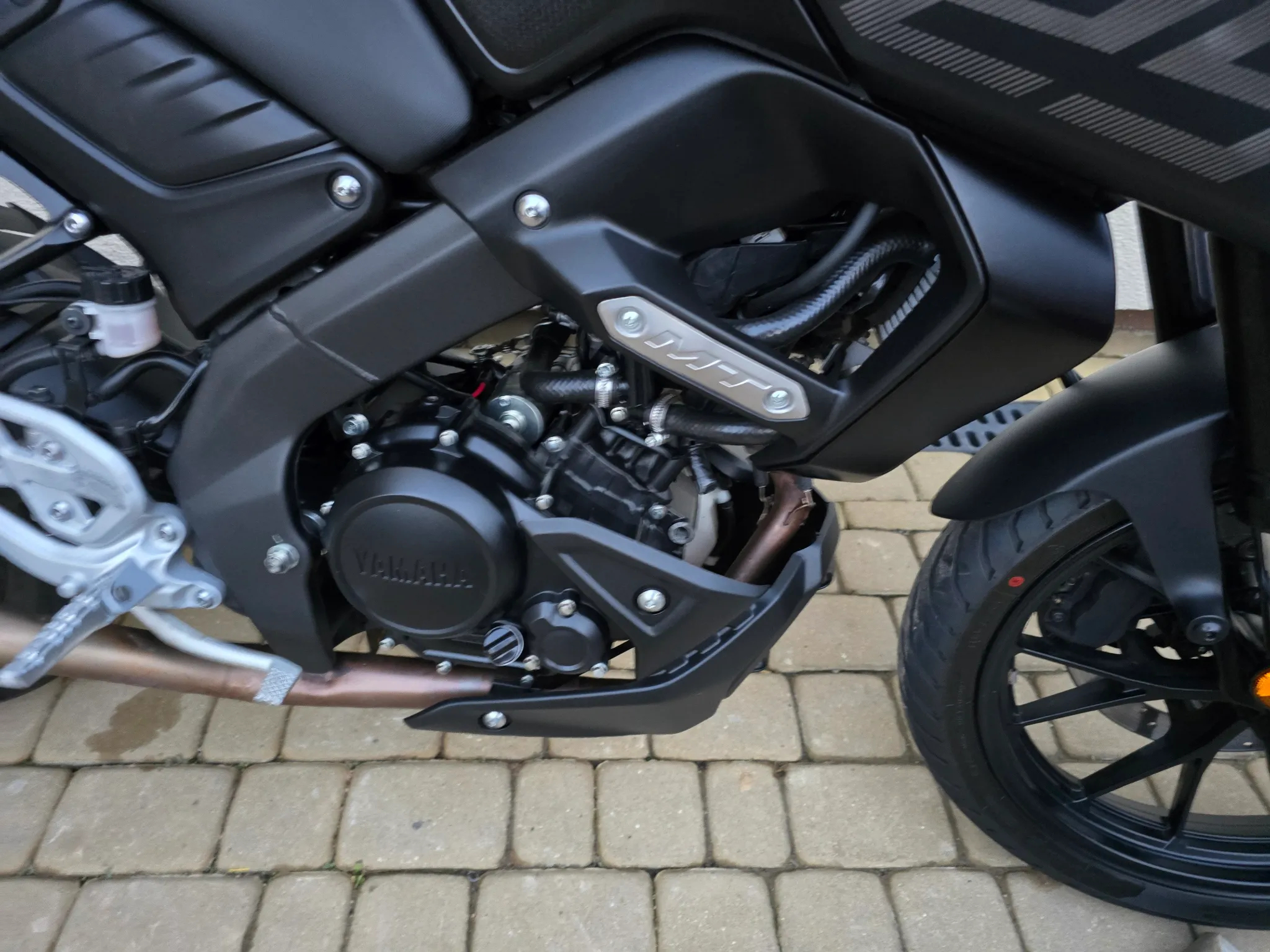 Yamaha MT - 12