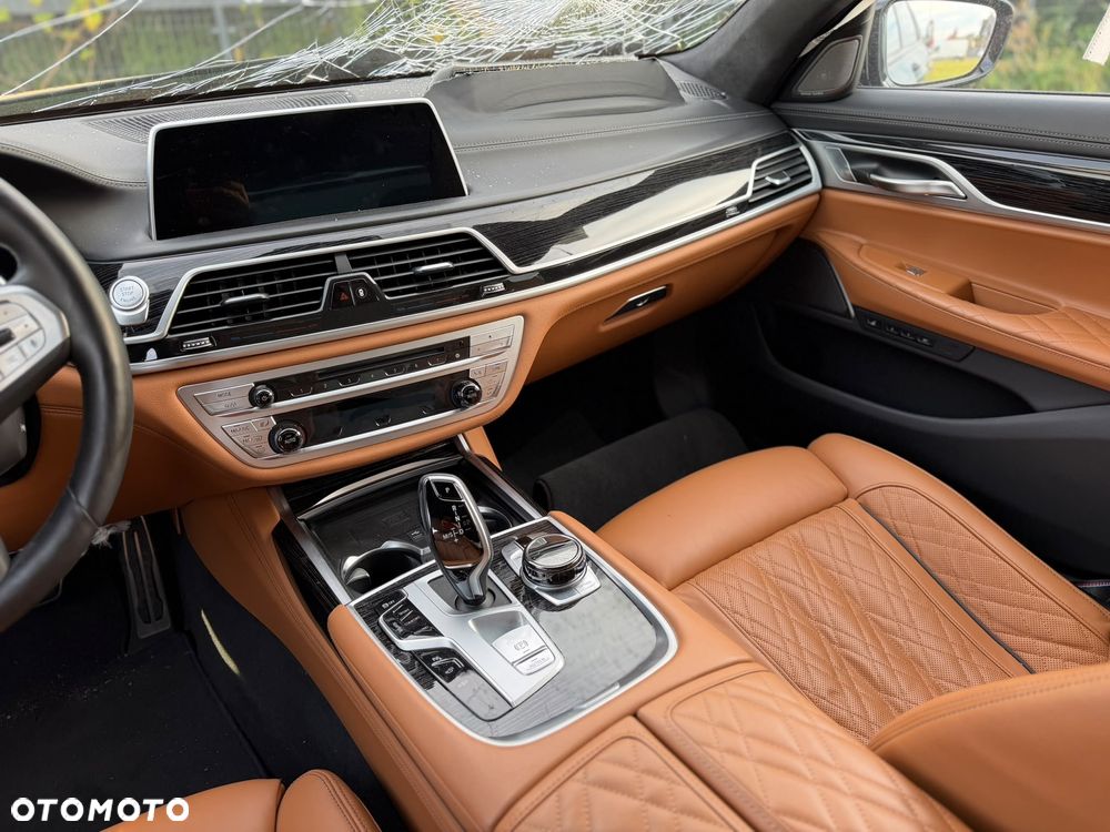 BMW Seria 7 - 5