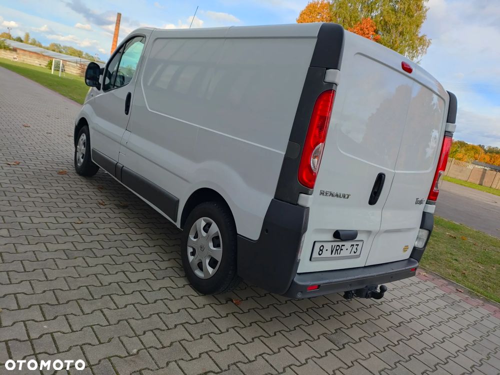 Renault Trafic - 11