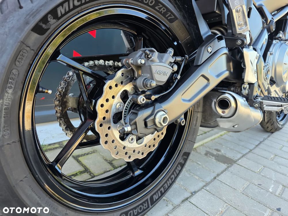 Kawasaki Z 650 - 21