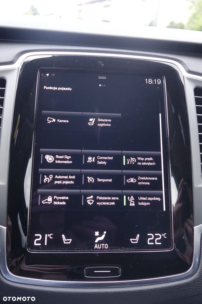 Volvo XC 90 B5 D AWD Momentum 7os - 22