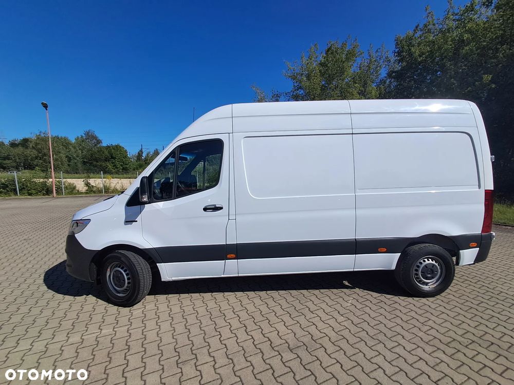 Mercedes-Benz Esprinter - 4