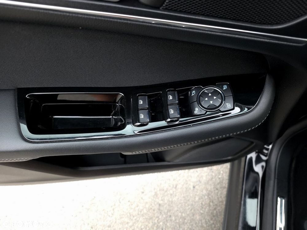 Ford Galaxy 2.0 EcoBlue Titanium - 24