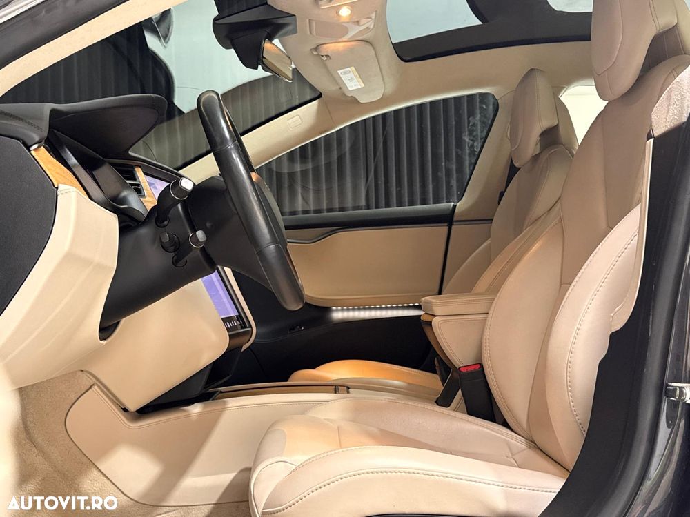 Tesla Model S 75D Allradantrieb - 26