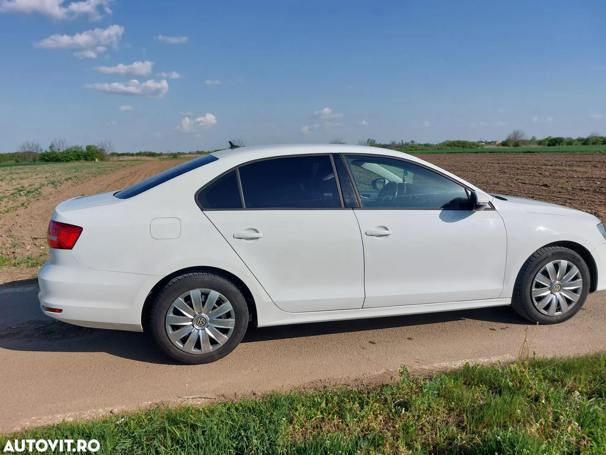 Volkswagen Jetta 1.2 TSI Comfortline - 3